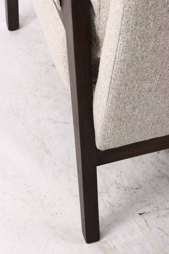 Show additional image 5